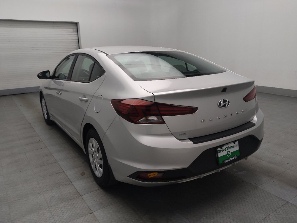 Used 2019 Hyundai Elantra SE FWD image 5