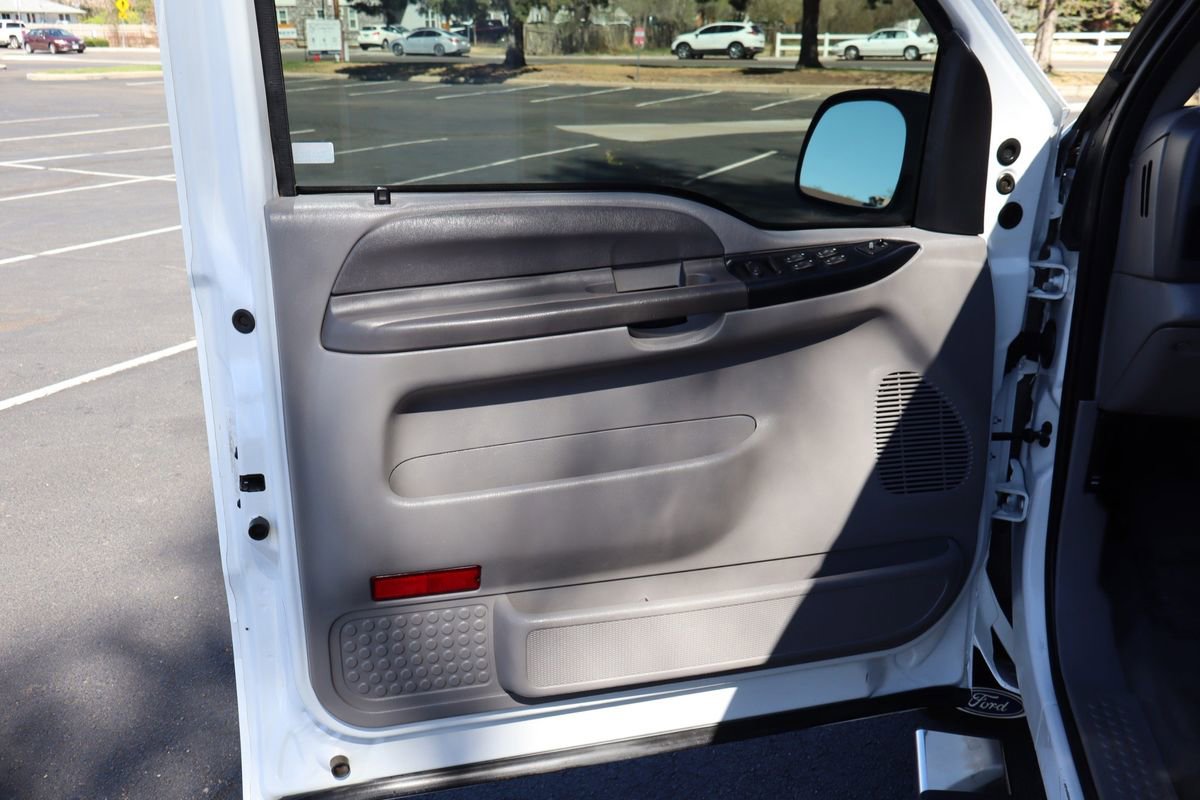 Used 2001 Ford F250 XL AWD/4WD image 23