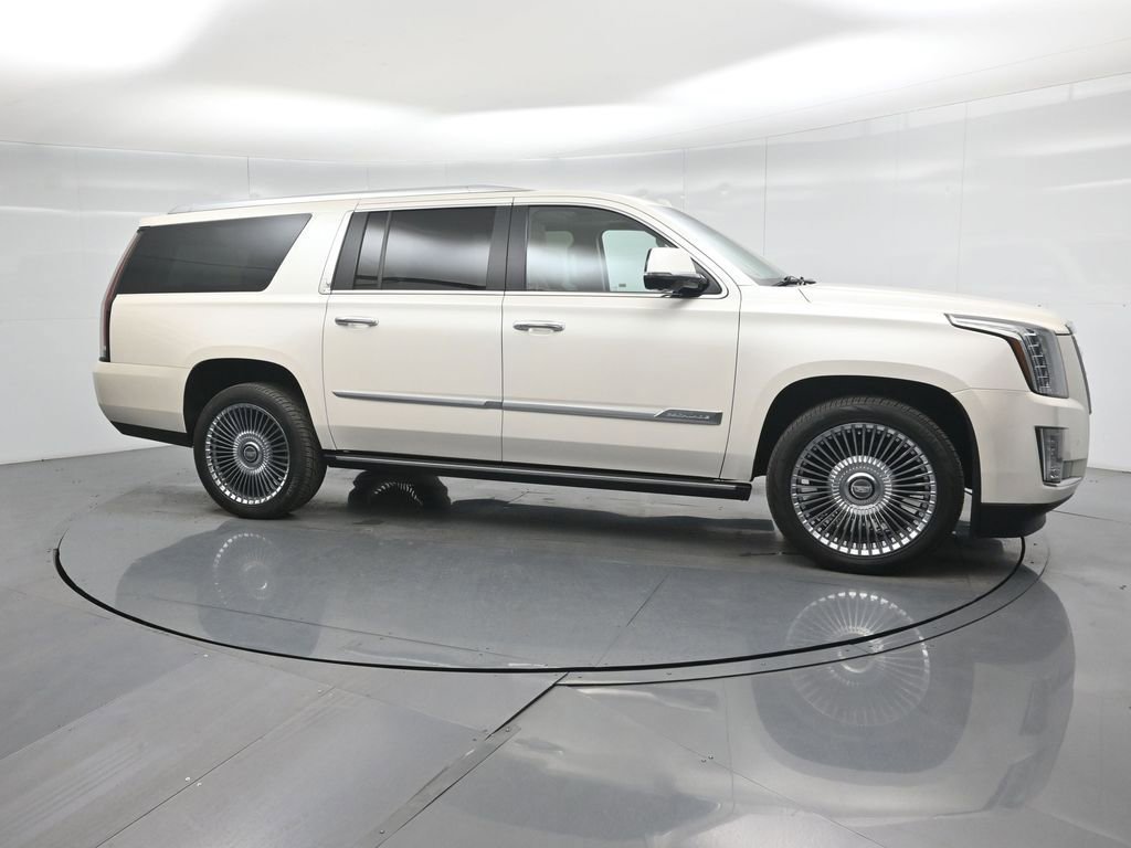 Used 2015 Cadillac Escalade ESV Platinum image 27