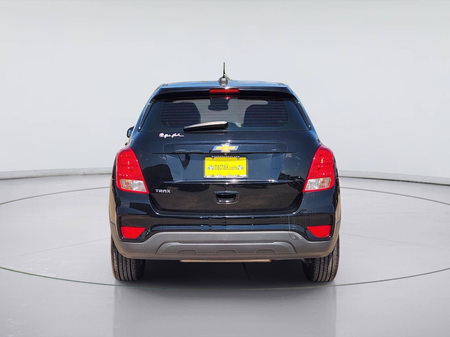 Certified 2020 Chevrolet Trax LS w/ LPO, Cargo Package FWD image 6