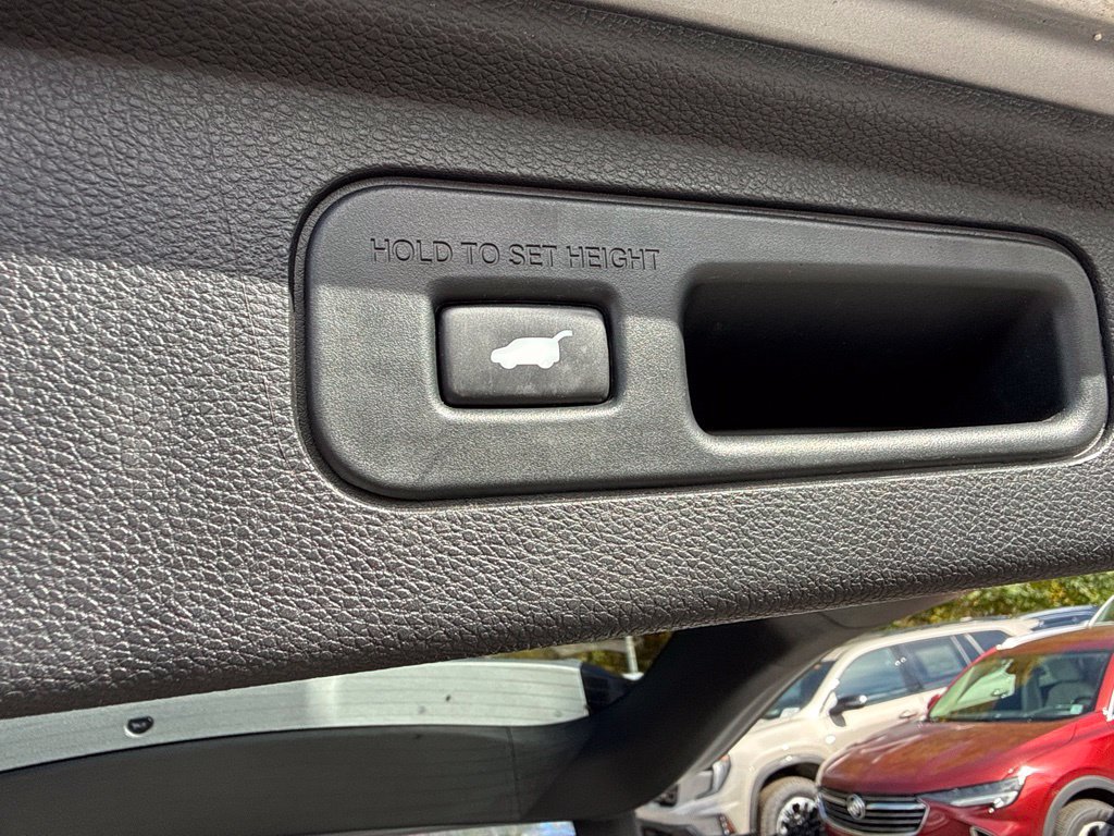 Used 2024 Honda Odyssey Elite image 14