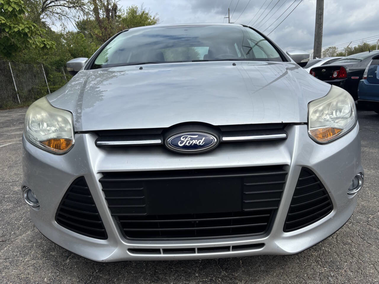 Used 2014 Ford Focus SE w/ Equipment Group 201A image 2