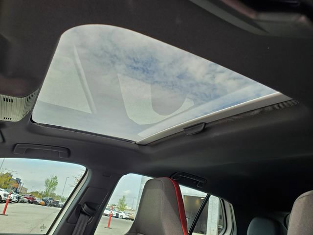 Used 2024 Volkswagen GTI SE image 17