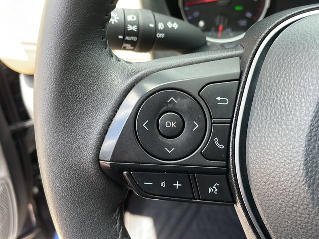 Used 2022 Toyota RAV4 XLE Premium AWD/4WD image 20