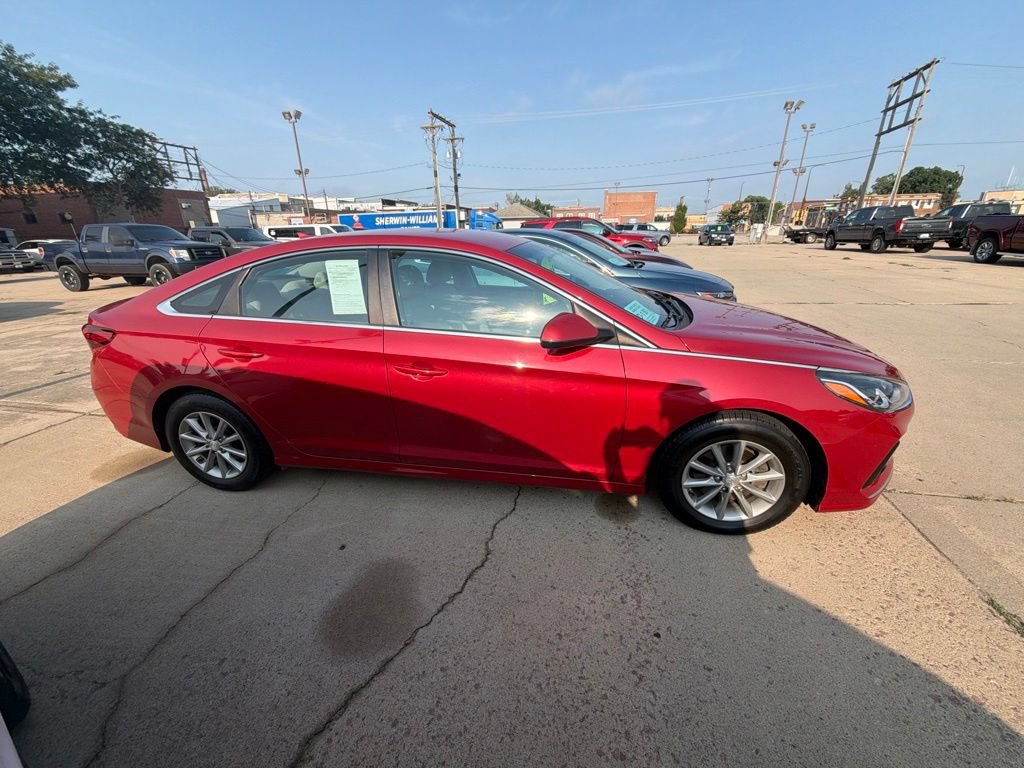 Used 2018 Hyundai Sonata ECO FWD image 2