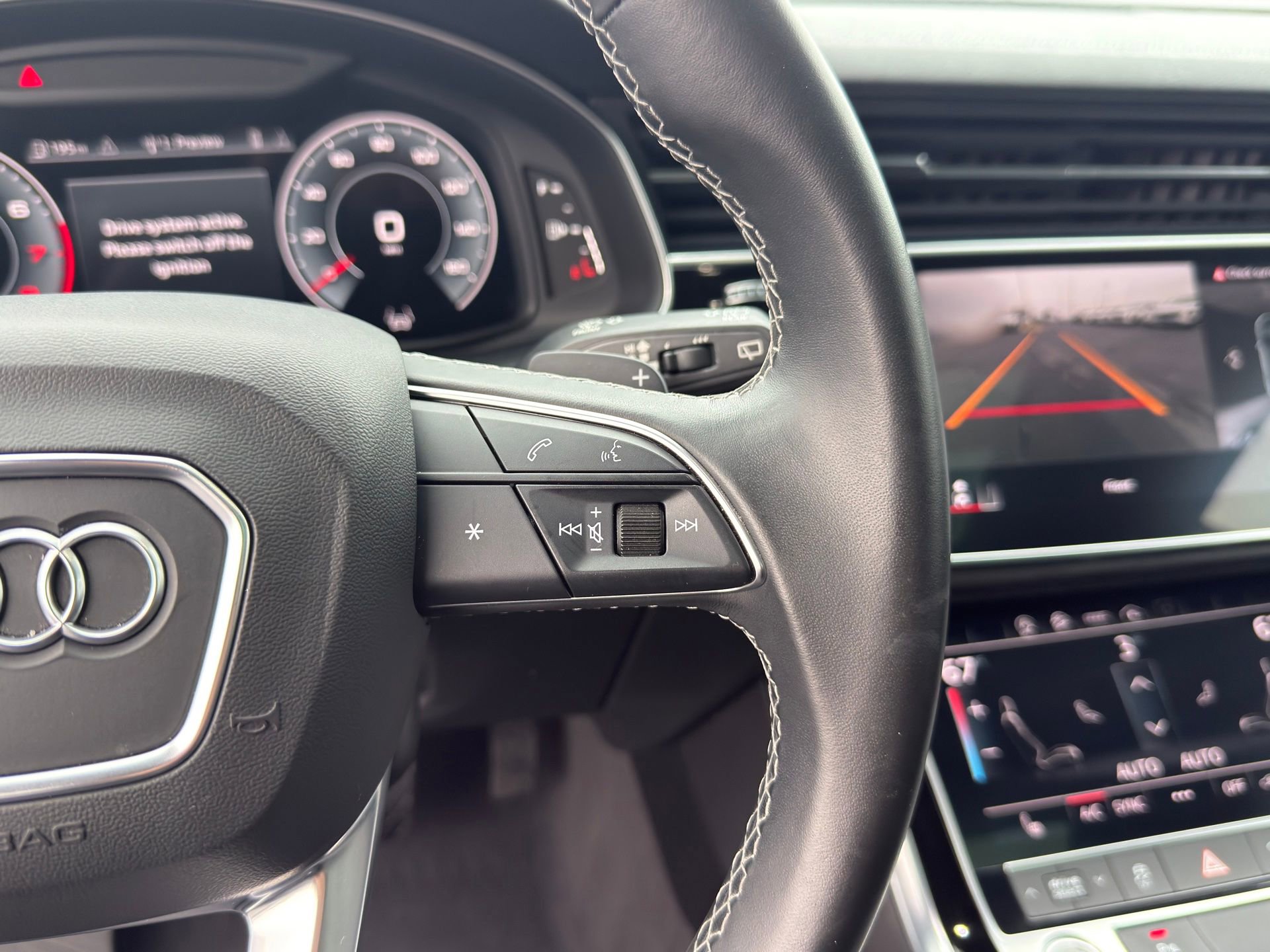 Used 2023 Audi Q8 Premium w/ Convenience Package image 13
