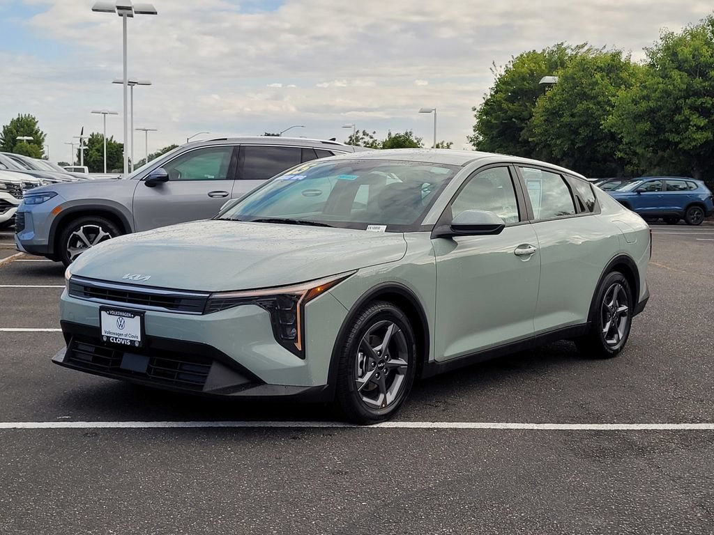 Used 2025 Kia K4 FWD image 10