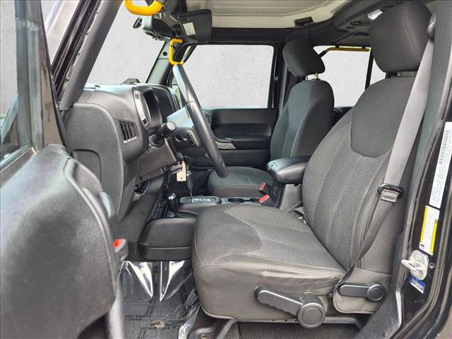 Used 2016 Jeep Wrangler Unlimited Sport AWD/4WD image 11