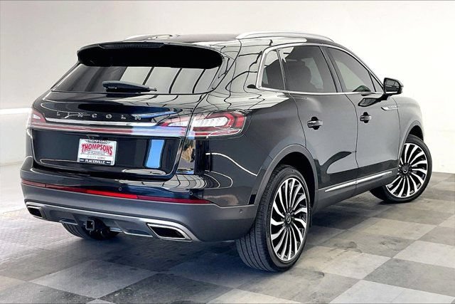 Used 2023 Lincoln Nautilus Black Label w/ Class II Trailer Tow Package AWD/4WD image 12