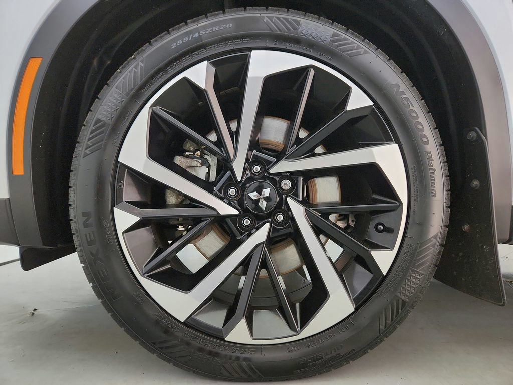 Used 2023 Mitsubishi Outlander Ralliart AWD/4WD image 36