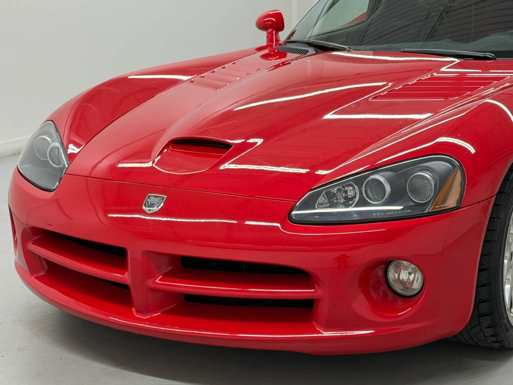 Used 2003 Dodge Viper SRT-10 RWD image 72