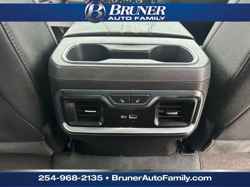 Used 2025 Chevrolet Silverado 1500 High Country w/ Midnight Edition image 19