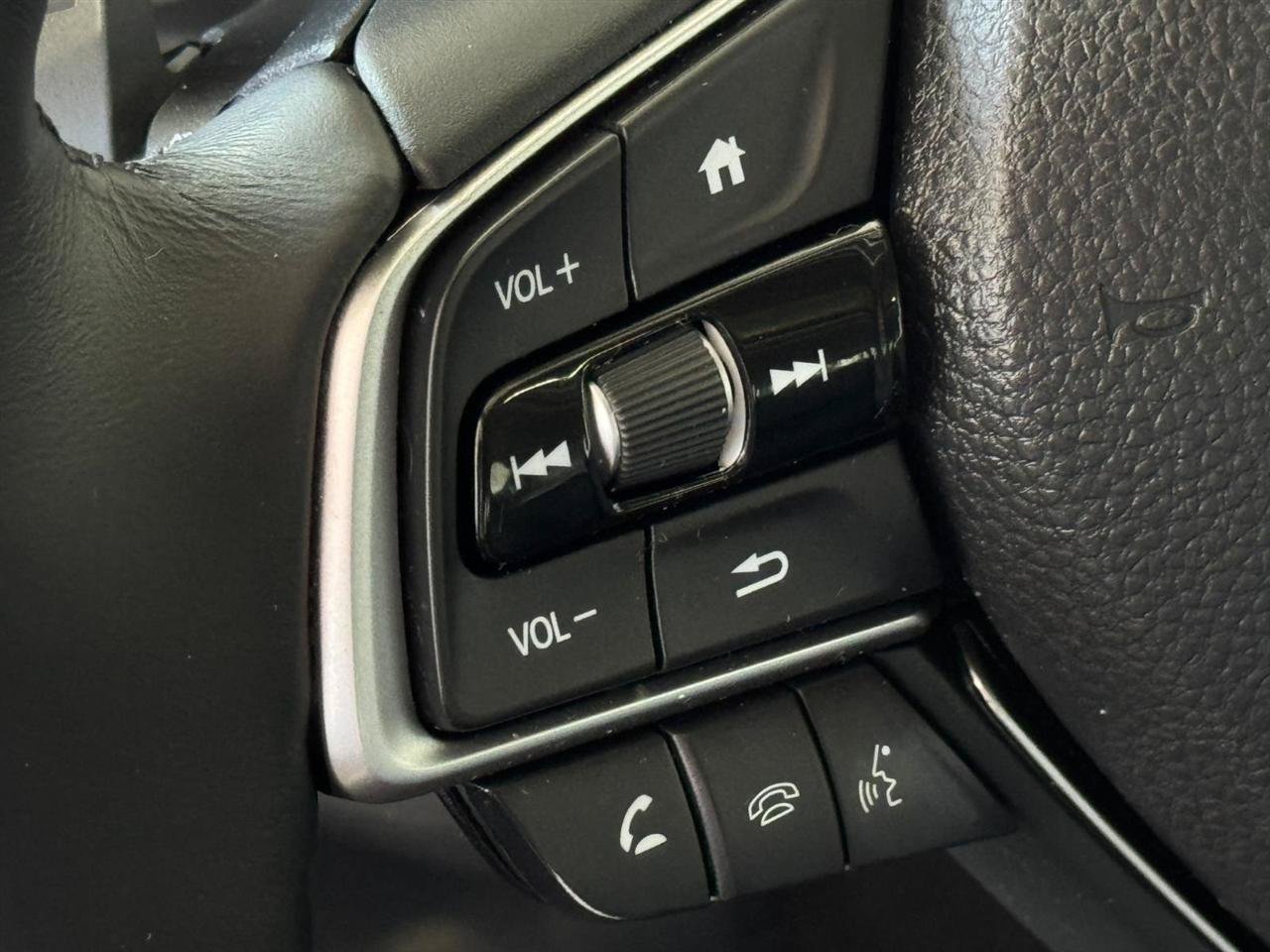 Used 2019 Honda Insight Touring image 13