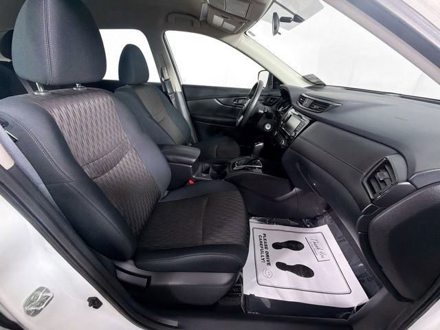 Used 2018 Nissan Rogue S image 27