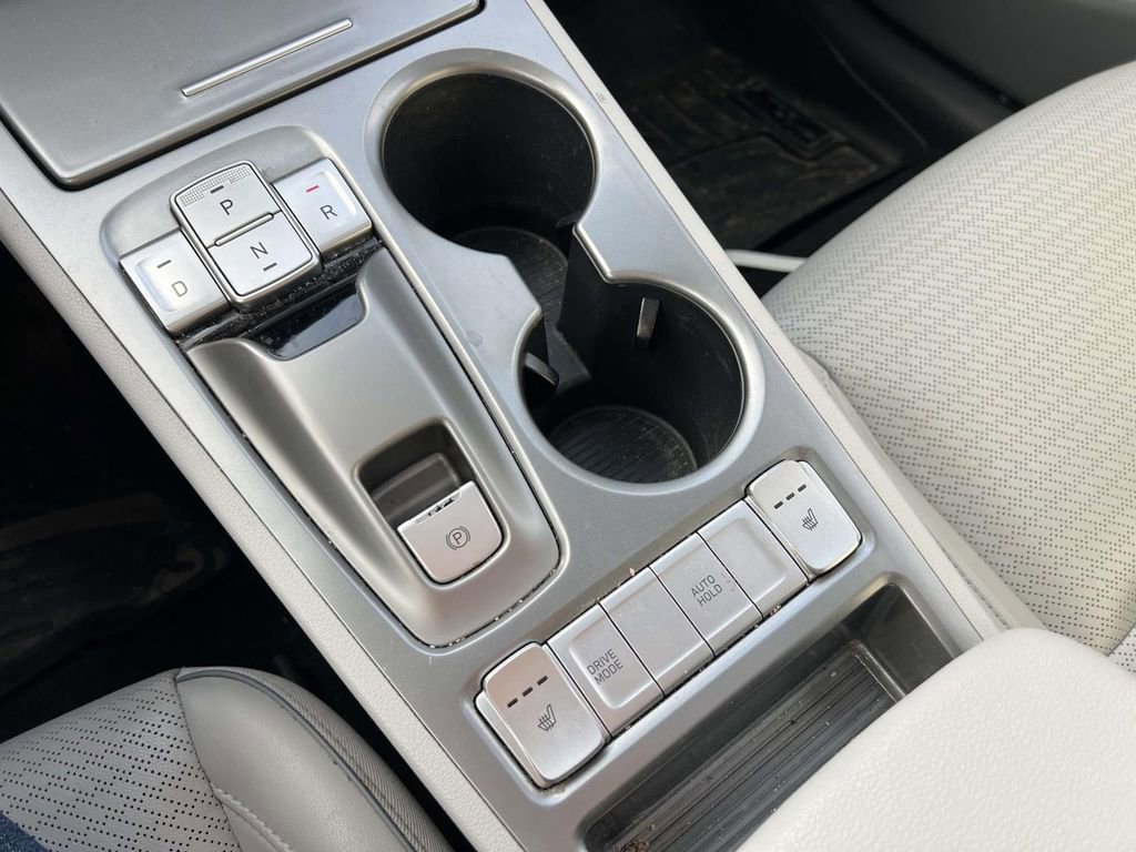 Used 2019 Hyundai Kona Limited w/ Cargo Package image 31