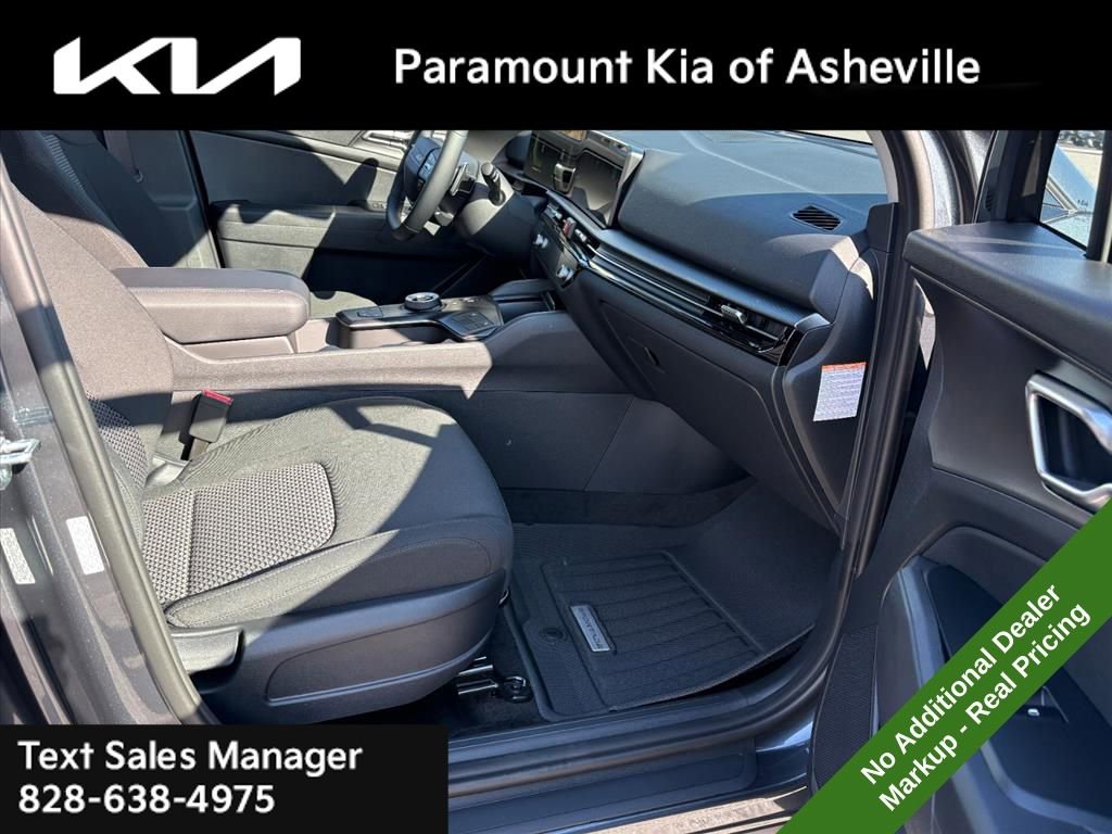 New 2026 Kia Sportage S image 18