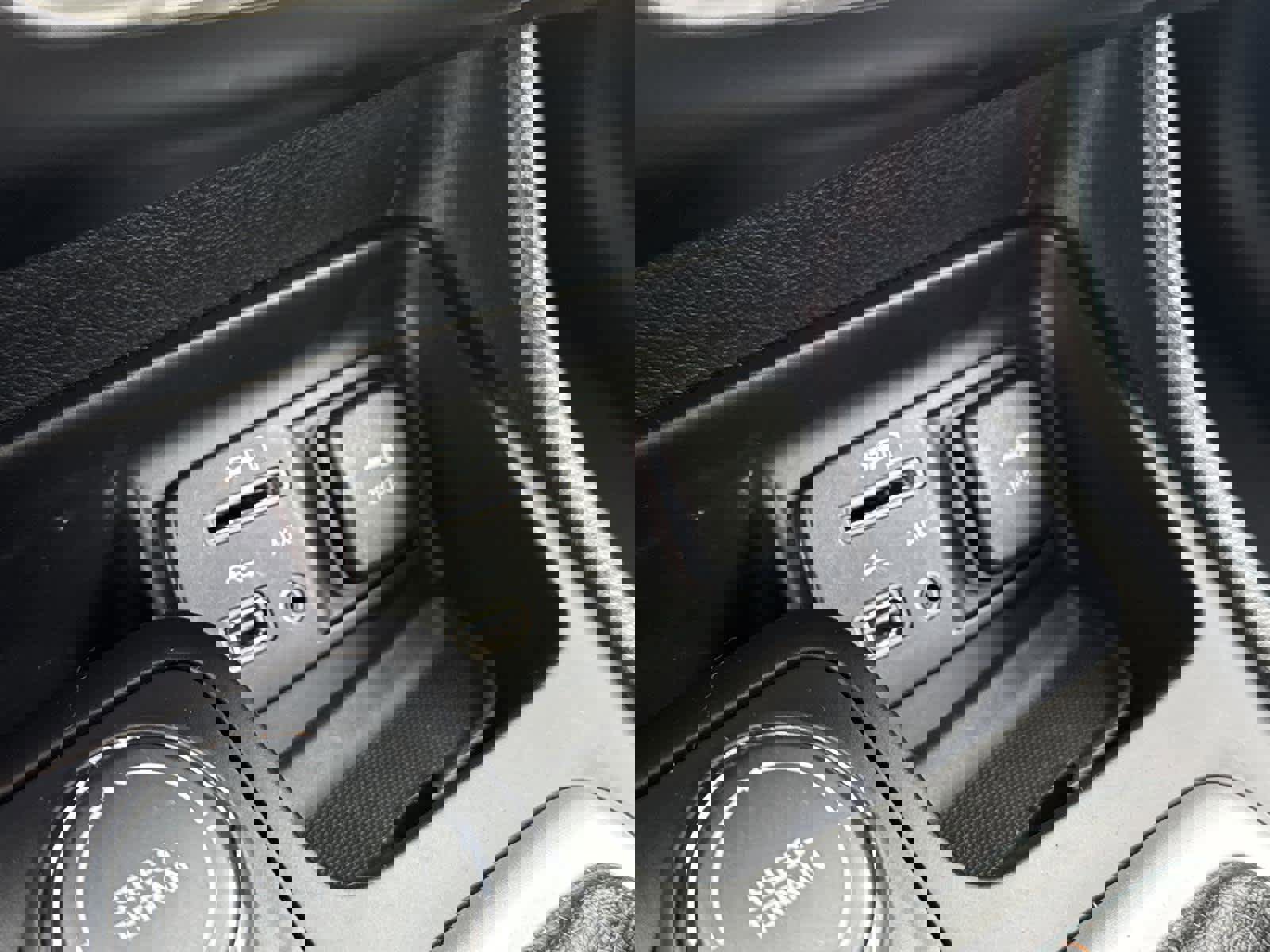 Used 2017 Jeep Cherokee Limited w/ Trailer Tow Group image 26