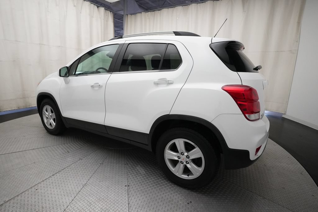 Used 2018 Chevrolet Trax LT w/ LT Convenience Package FWD image 32