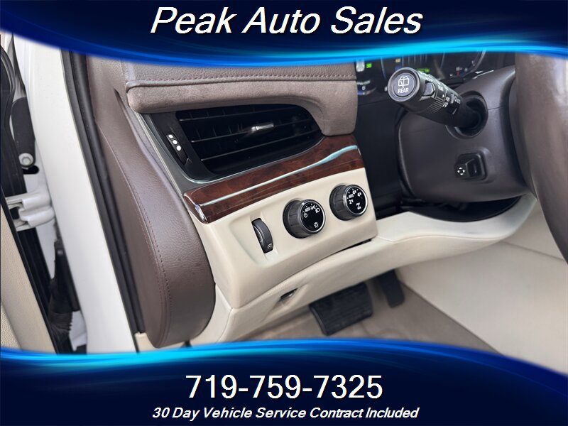 Used 2016 Cadillac Escalade Premium AWD/4WD image 13