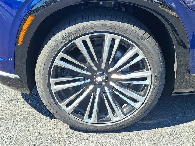 New 2026 Cadillac Vistiq Premium Luxury w/ LPO, Floor Liner Package image 8