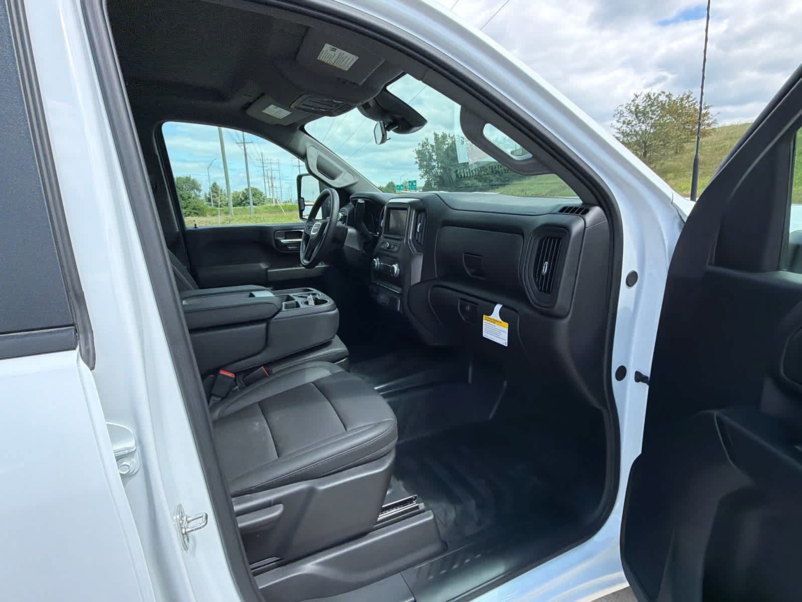 New 2026 GMC Sierra 2500 Pro w/ Convenience Package AWD/4WD image 21