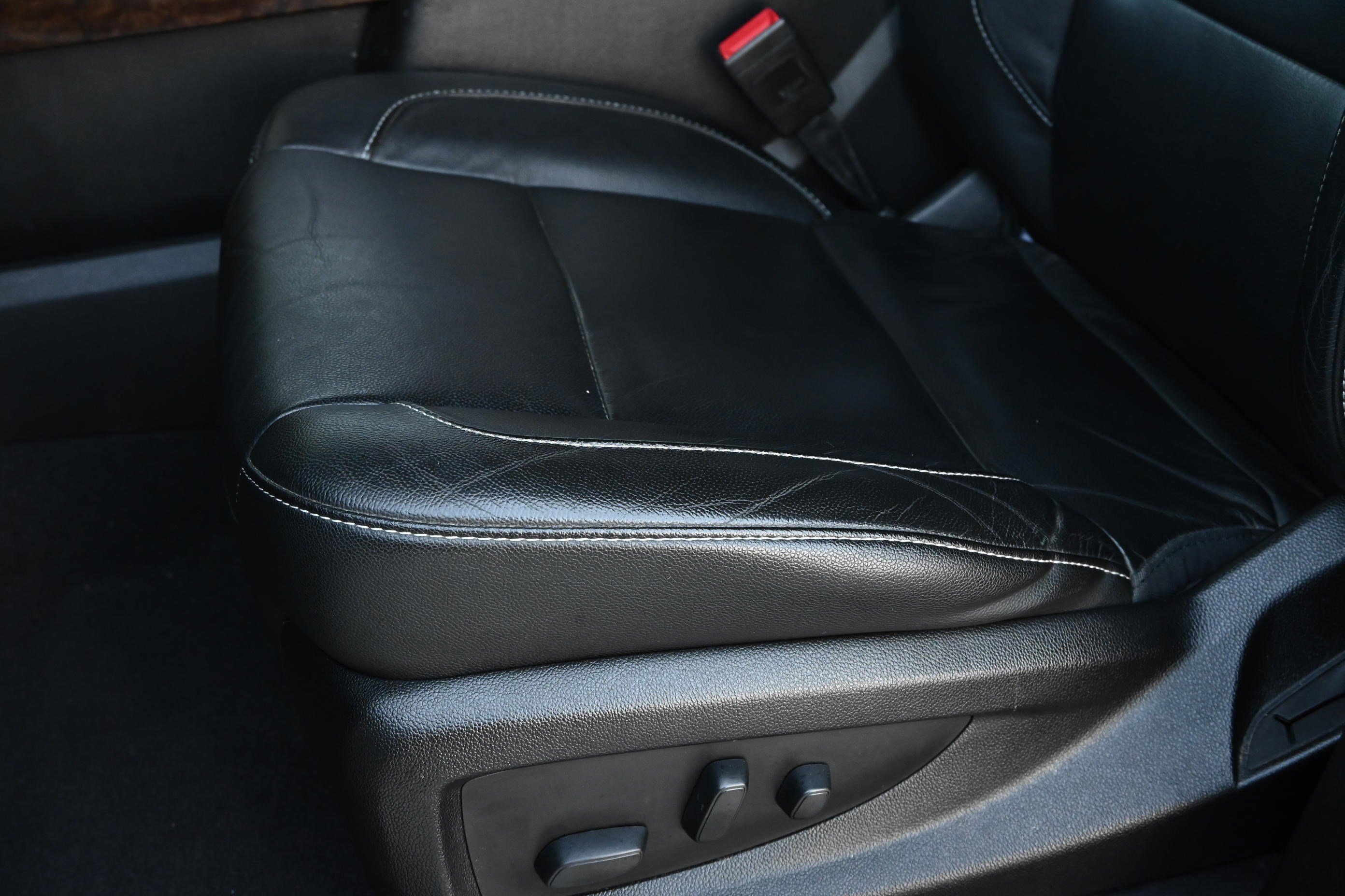 Used 2020 Chevrolet Tahoe LT image 25