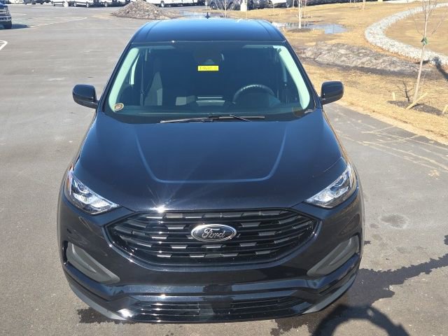 Certified 2024 Ford Edge SE w/ Black Appearance Package image 17