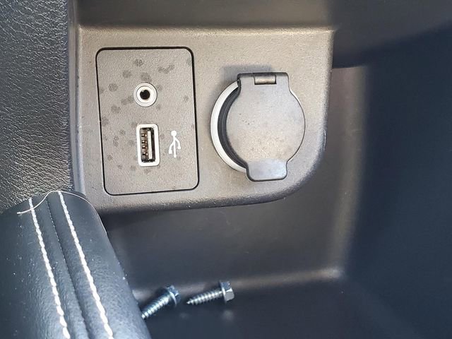 Used 2019 Nissan Kicks SV image 22