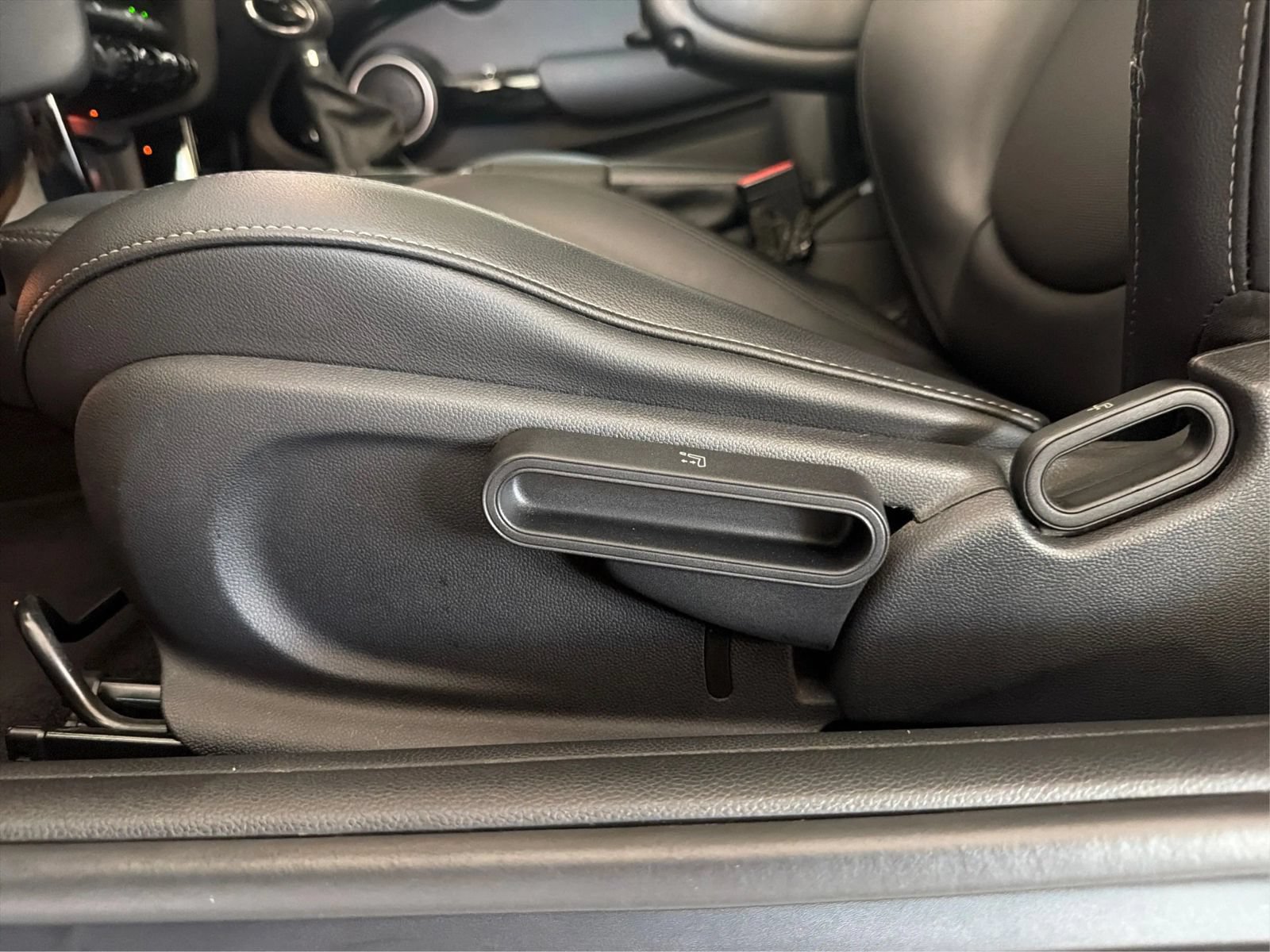 Used 2015 MINI Cooper S FWD image 18
