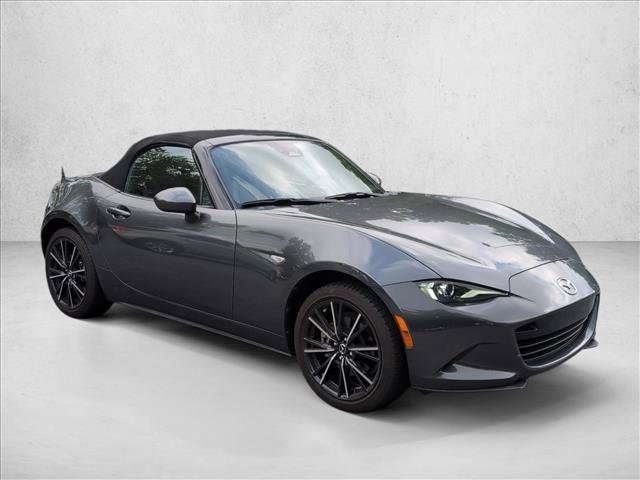 Used 2024 MAZDA MX-5 Miata Grand Touring RWD image 3