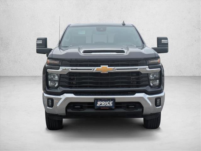 Used 2024 Chevrolet Silverado 2500 LT w/ Convenience Package image 8