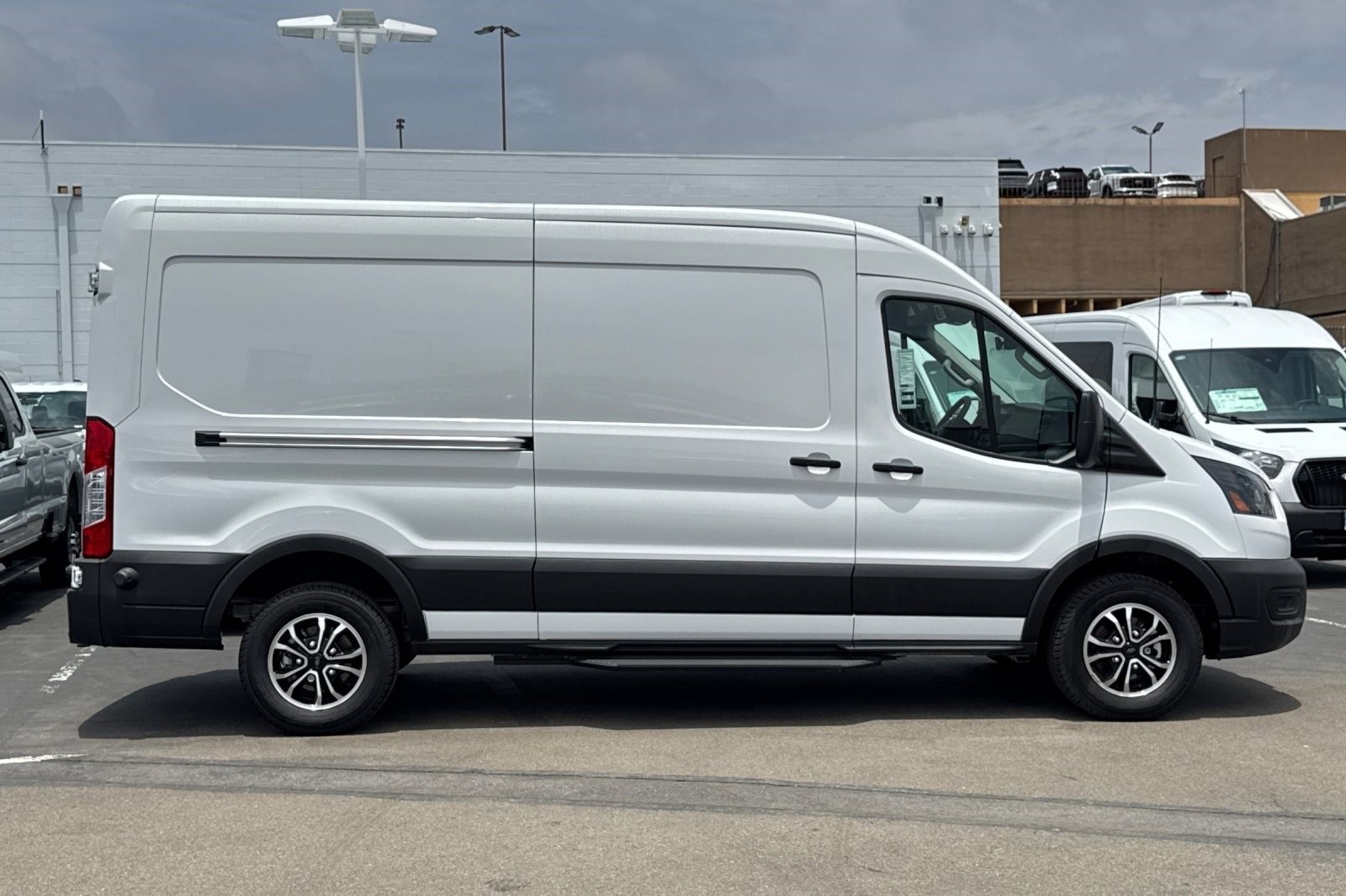 Used 2024 Ford E-Transit 148 Medium Roof w/ Load Area Protection Package image 2