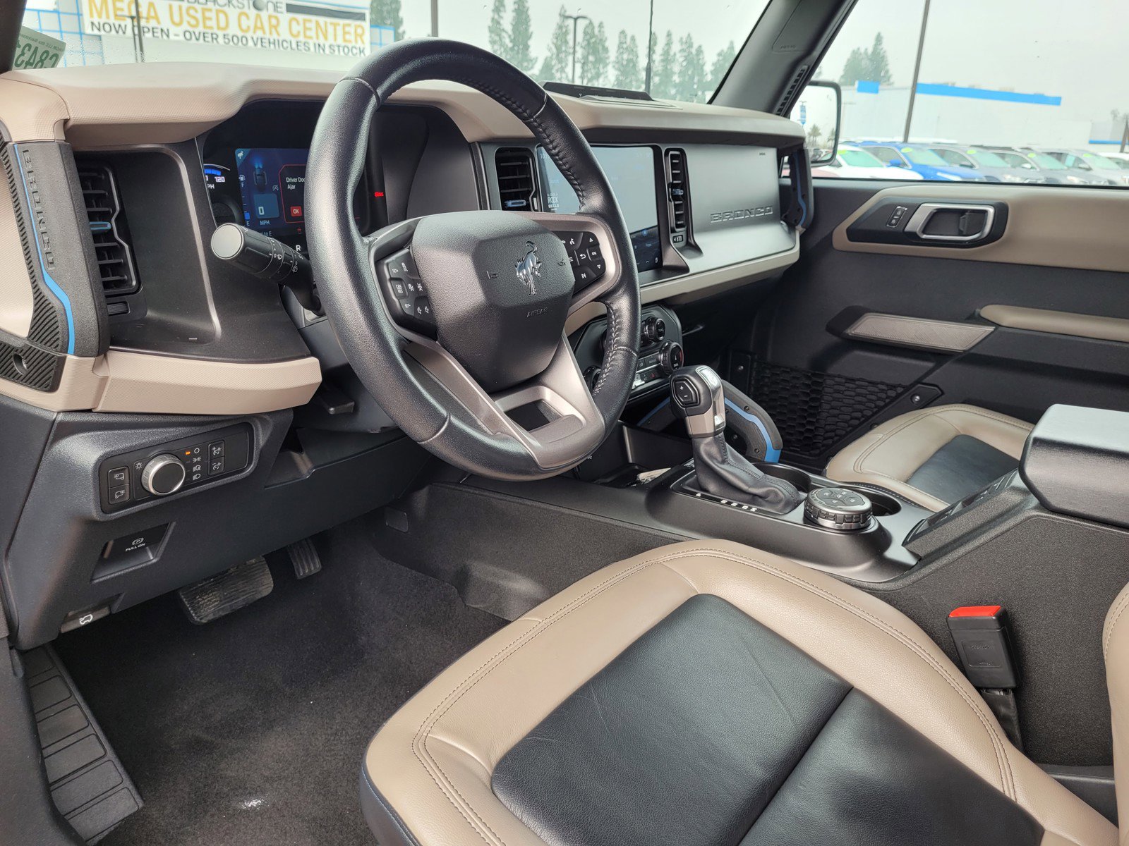 Used 2022 Ford Bronco Wildtrak image 9