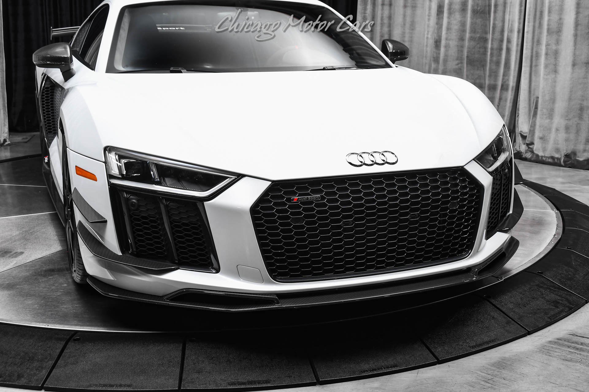 Used 2018 Audi R8 V10 plus image 47