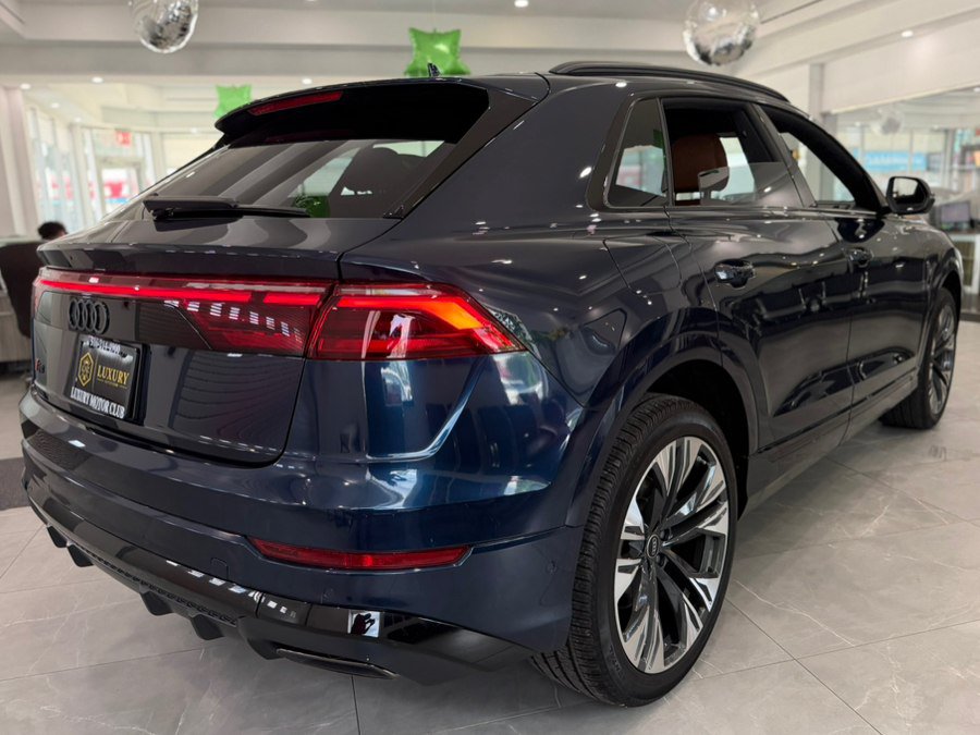 Used 2025 Audi Q8 Premium Plus w/ Premium Plus Package AWD/4WD image 7