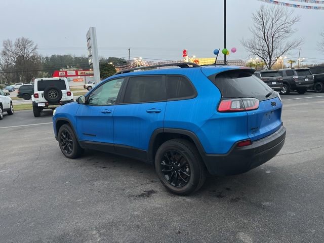 Used 2023 Jeep Cherokee Altitude Lux image 40