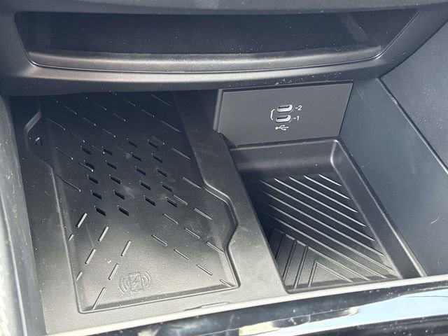 New 2027 Chrysler Pacifica Limited FWD image 27