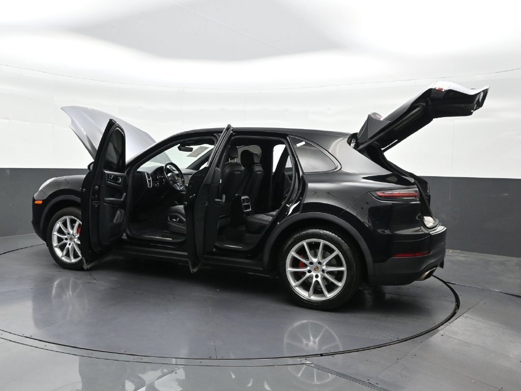 Used 2020 Porsche Cayenne AWD/4WD image 39