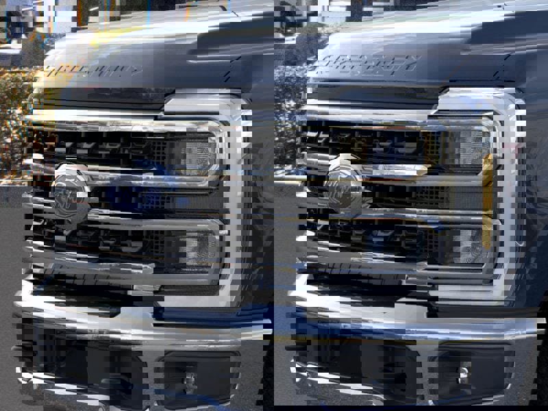 New 2025 Ford F350 King Ranch w/ Chrome Package image 17