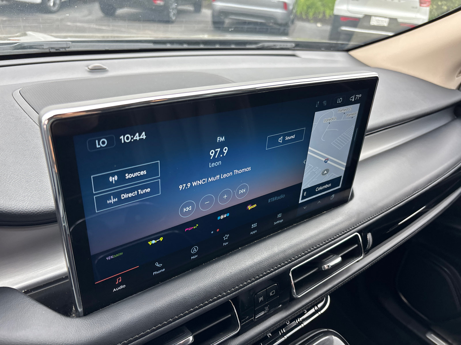 Certified 2023 Lincoln Nautilus AWD w/ Premium Package image 19
