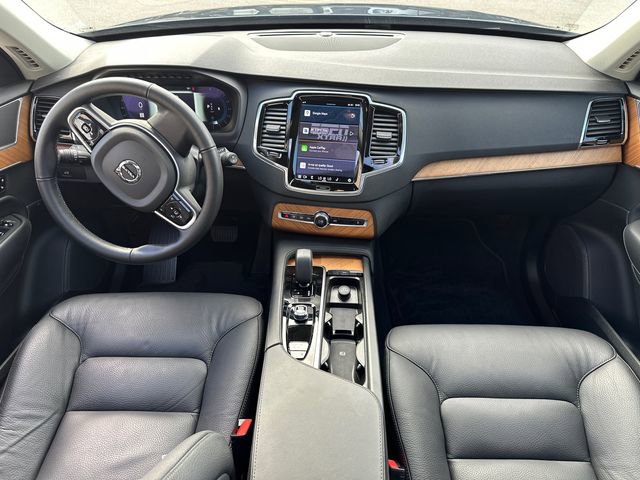 Used 2025 Volvo XC90 B6 Plus image 24