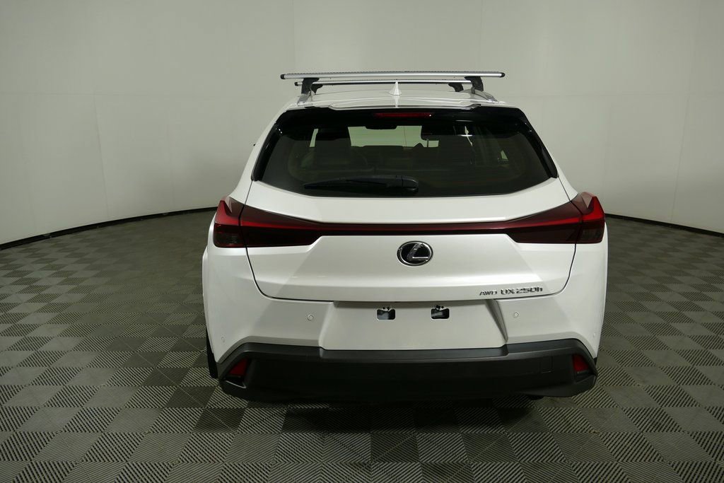 Used 2023 Lexus UX 250h AWD w/ Premium Package image 4