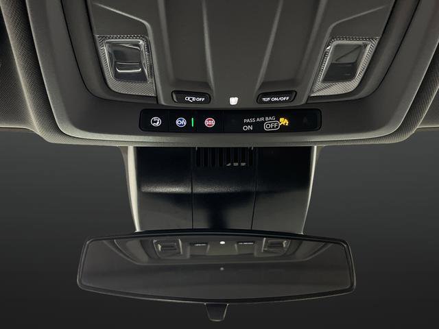 Used 2025 Chevrolet Silverado 1500 LT image 25