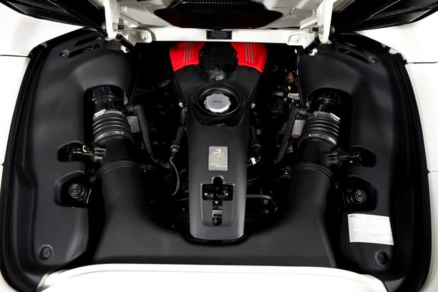 Used 2016 Ferrari 488 Spider RWD image 9