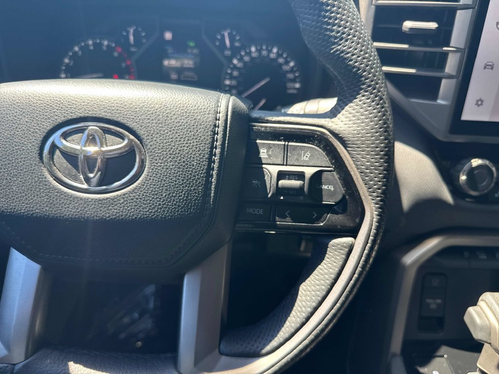 Used 2023 Toyota Tundra Limited AWD/4WD image 19