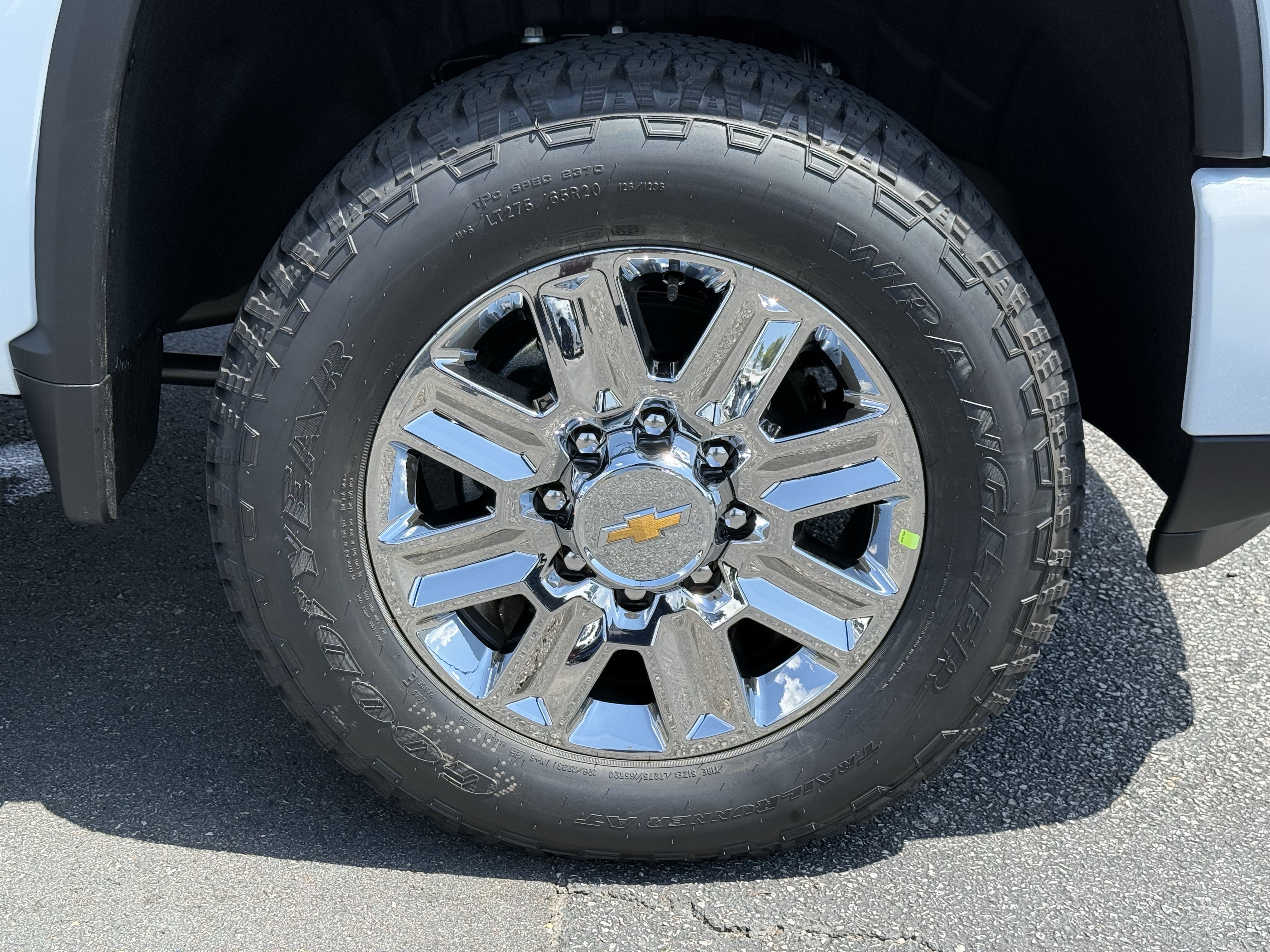 New 2026 Chevrolet Silverado 2500 High Country w/ High Country Premium Package AWD/4WD image 13