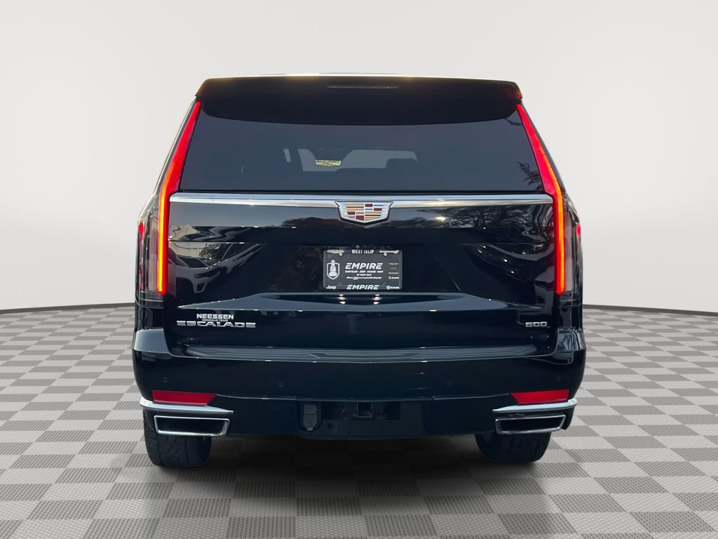 Used 2022 Cadillac Escalade ESV Premium Luxury image 7