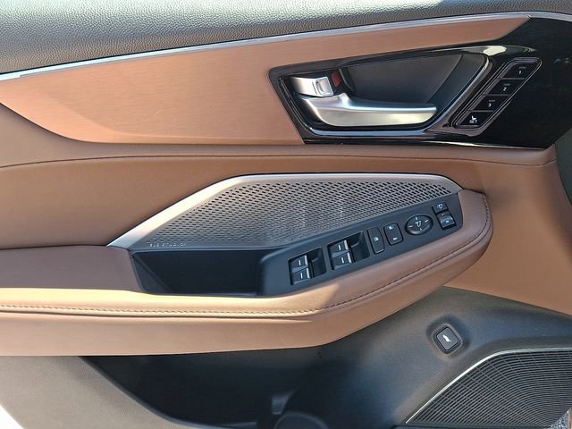 Certified 2024 Acura MDX SH-AWD w/ Technology Package image 13