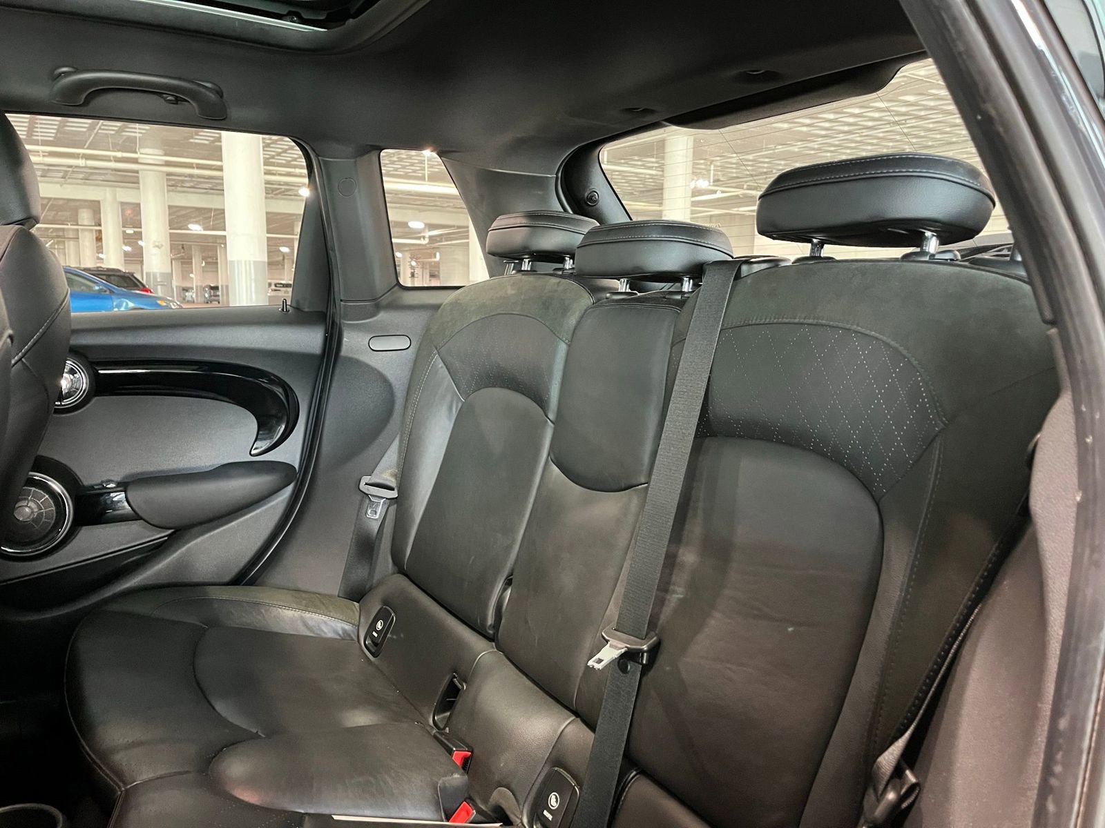 Used 2017 MINI Cooper S image 38