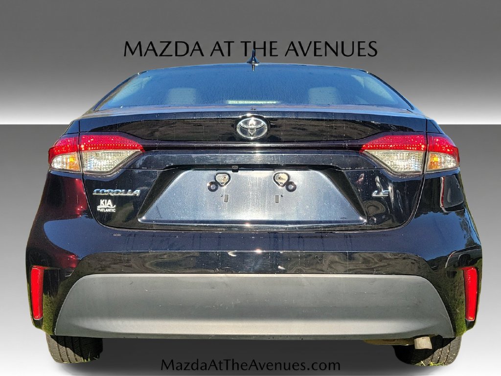 Used 2024 Toyota Corolla LE FWD image 22